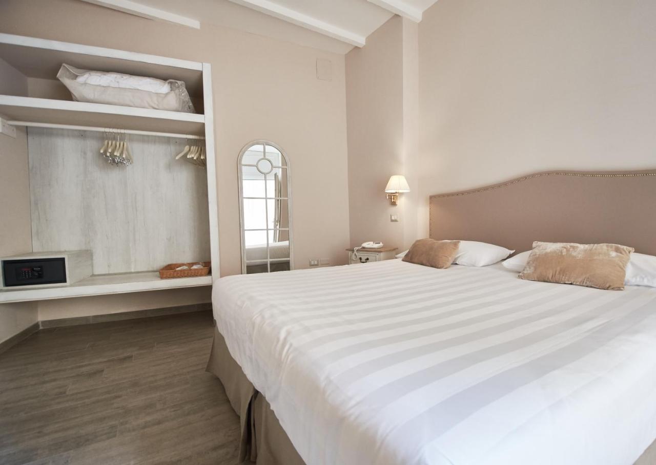 Hotel Cas'E Charming House Caserta Exterior foto